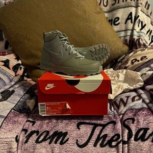 NIKE MANOA (PS)